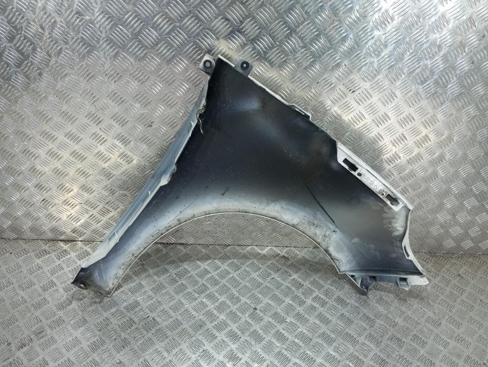 Крыло переднее левое к Renault Scenic 3 (09-12)
