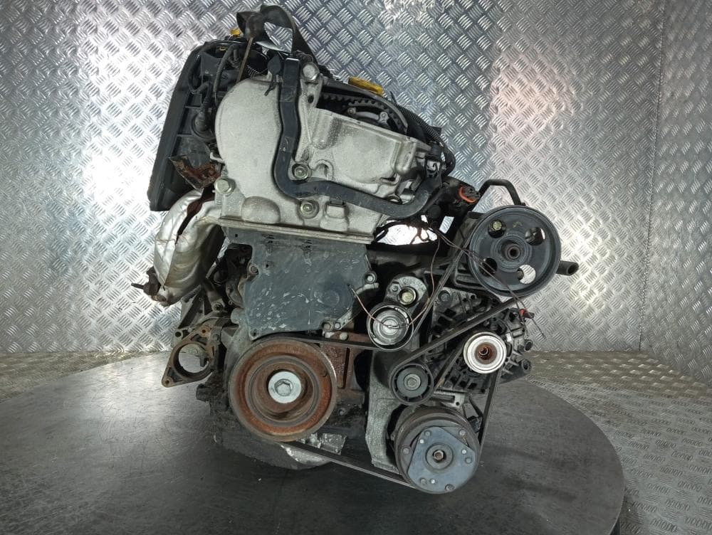 Двигатель к Renault Laguna 2 (01-05)