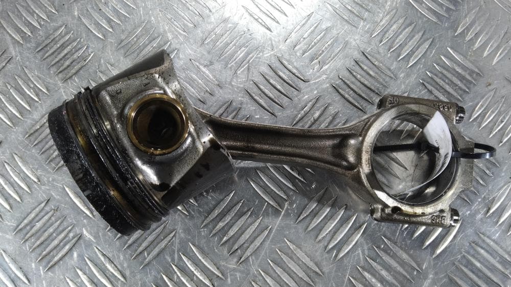 Поршень к Volkswagen Passat B6 (05-10)