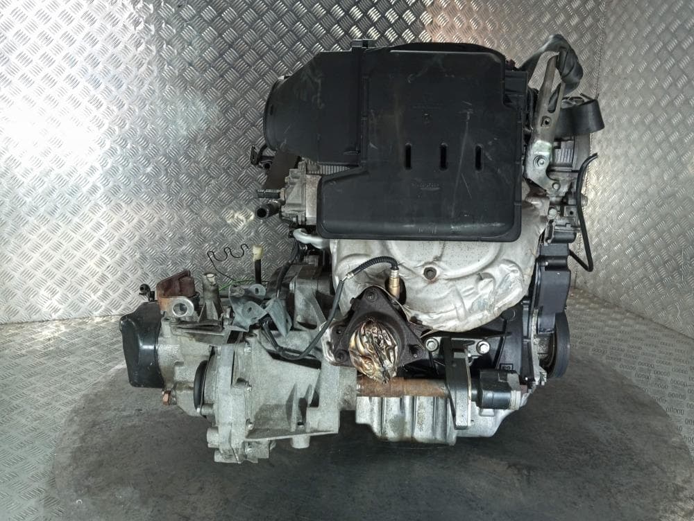 Двигатель к Renault Laguna 2 (01-05)