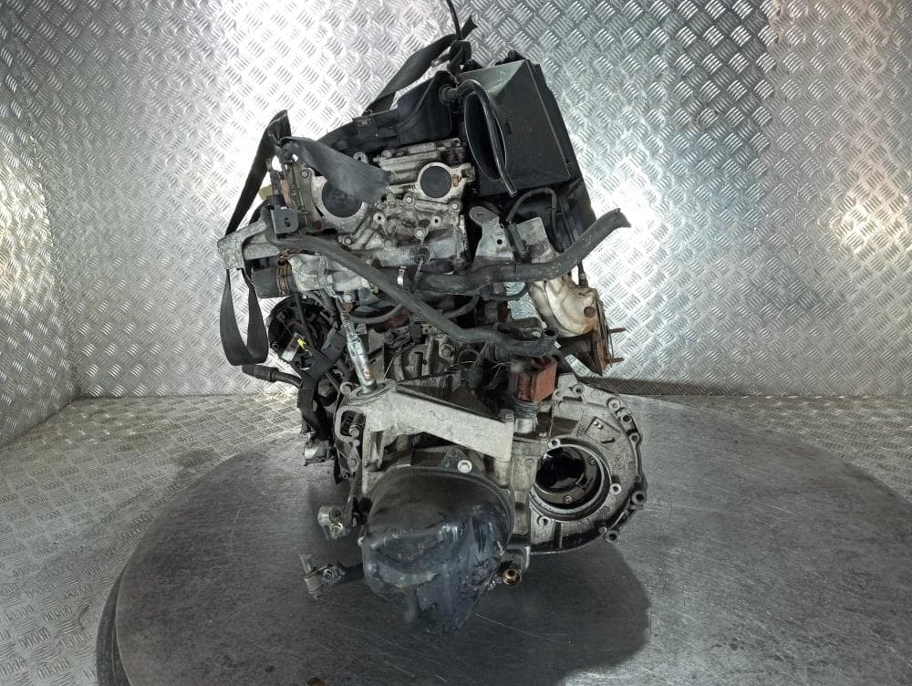 Двигатель к Renault Laguna 2 (01-05)