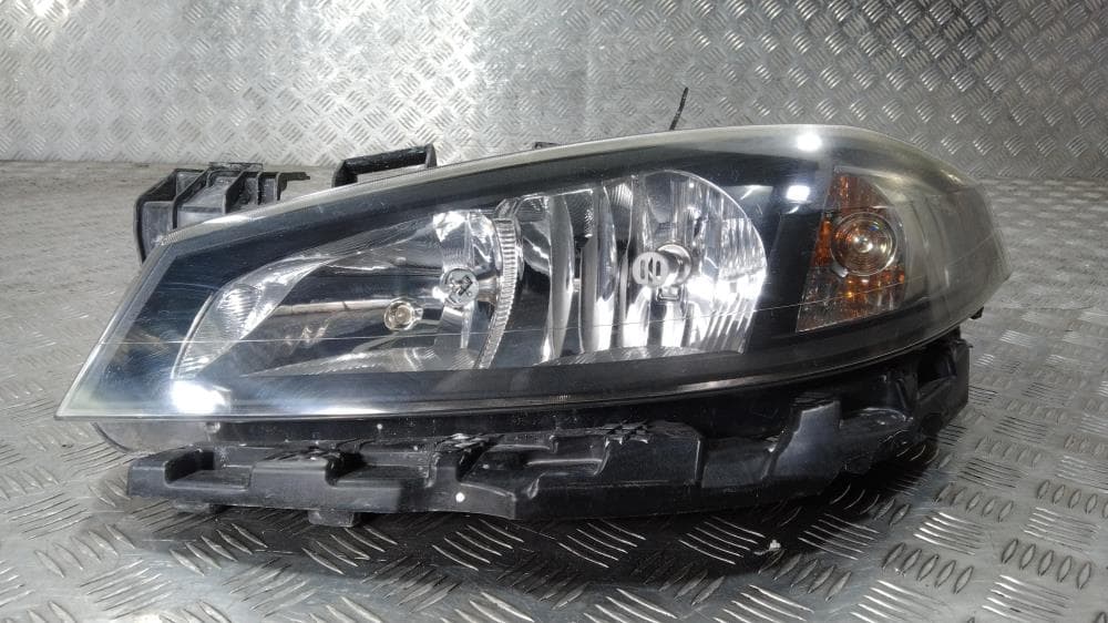 Фара левая к Renault Laguna 2 Рестайлинг (05-08)
