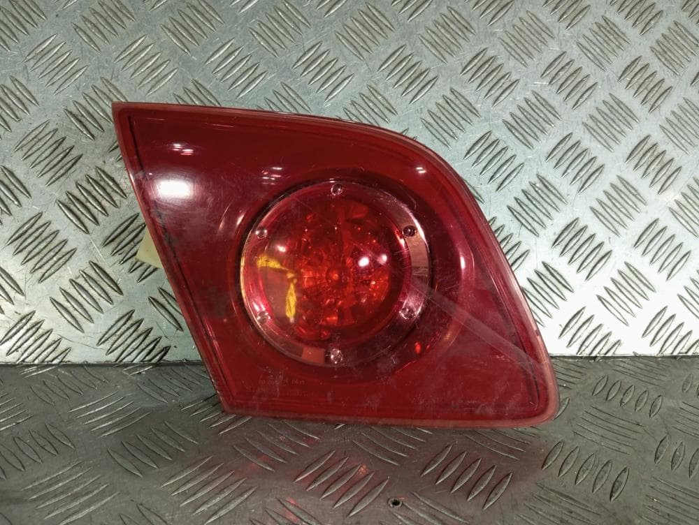 Фонарь задний левый к Mazda 3 BK (03-06)