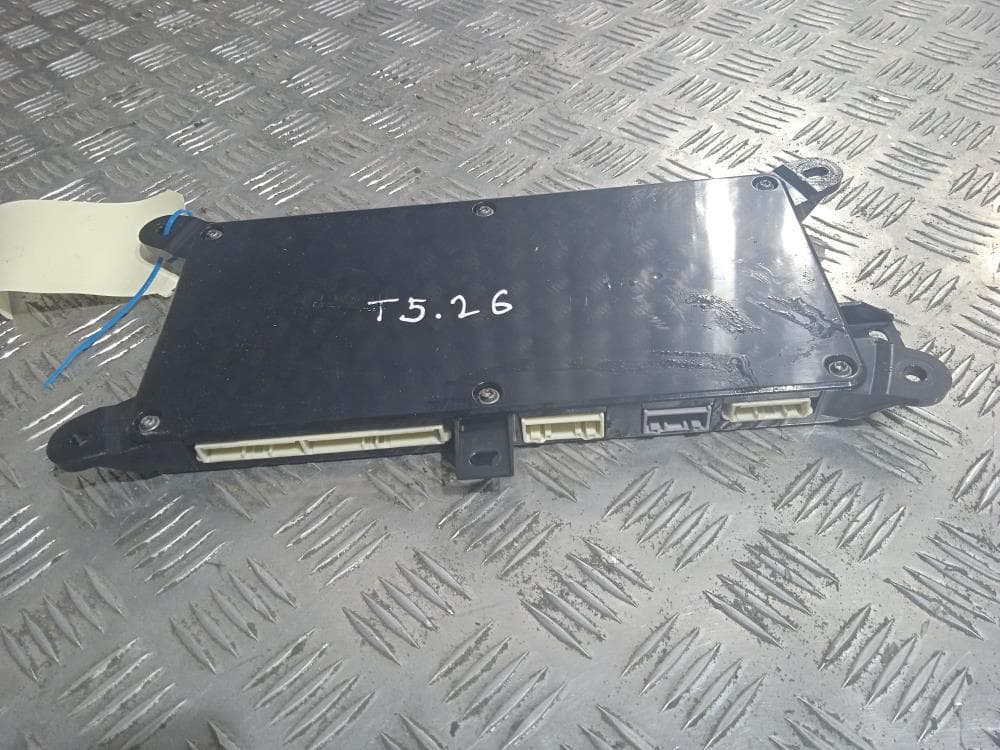 Блок бортовой сети (блок управления BCM) к Tesla Model X (15-21)