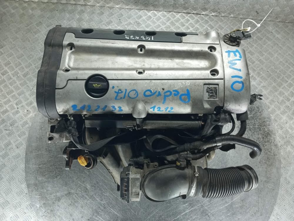 Двигатель к Peugeot 307 (01-05)