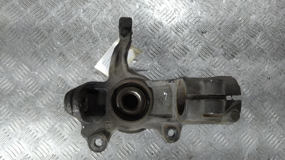 Кулак поворотный левый к Volvo S60 2 (10-13)