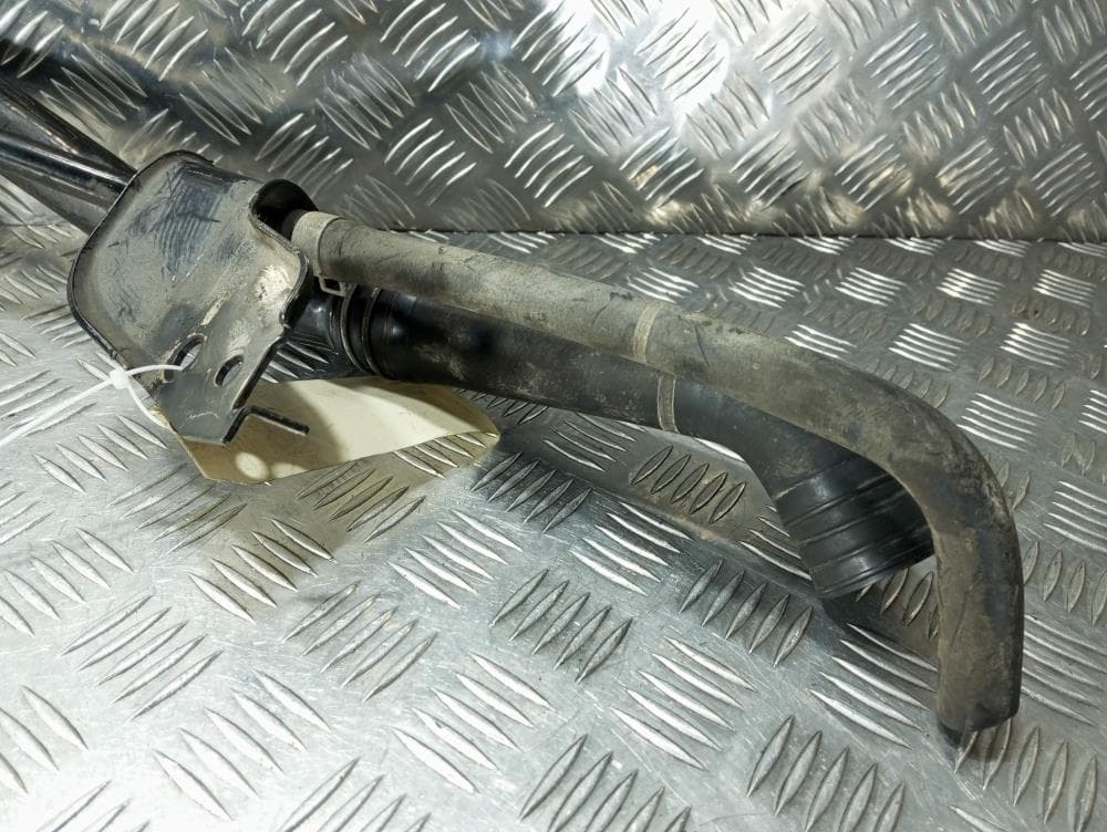 Горловина топливного бака к Nissan  Almera N16 Рестайлинг (03-06)