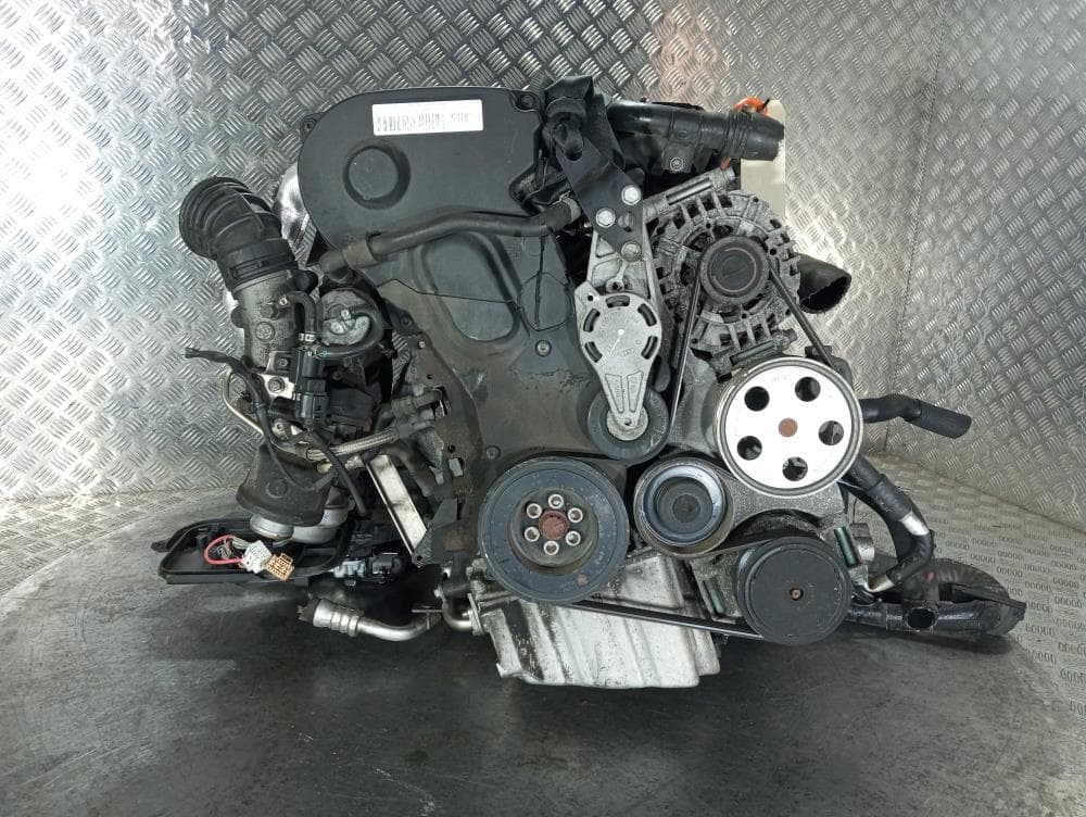 Двигатель к Audi A4 B7 (04-09)