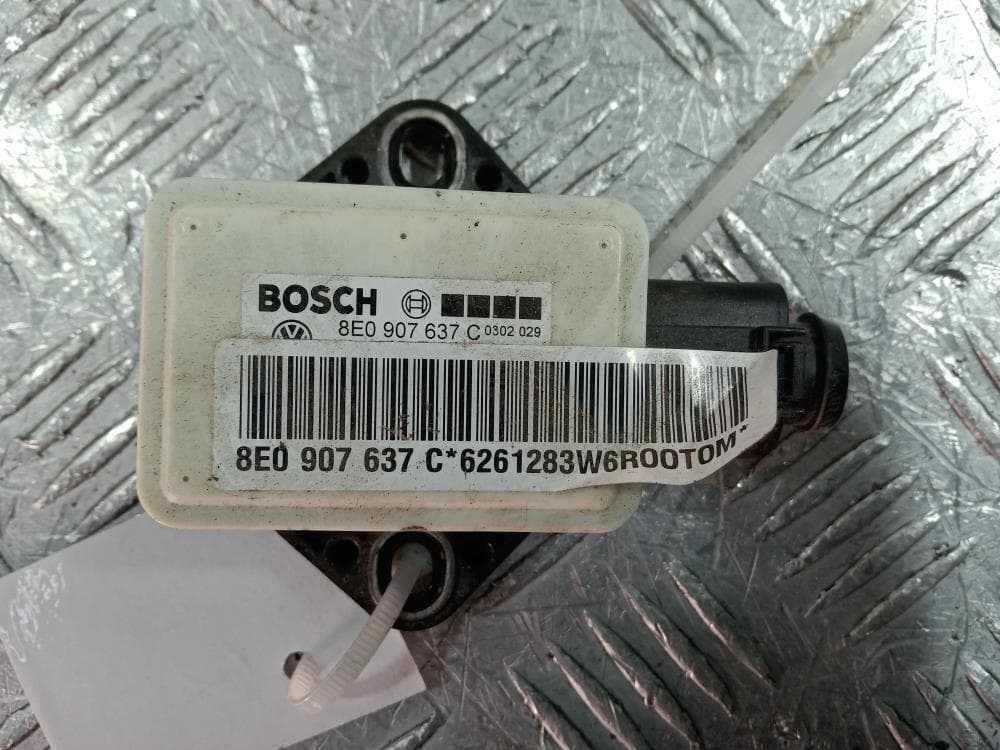 Датчик ускорения к Audi A4 B7 (04-09)