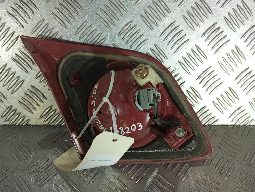 Фонарь задний правый к Mazda 3 BK (03-06)