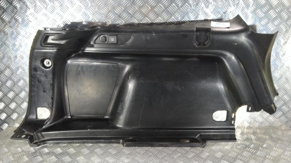 Обшивка багажника к Jeep Grand Cherokee WL (21-24)