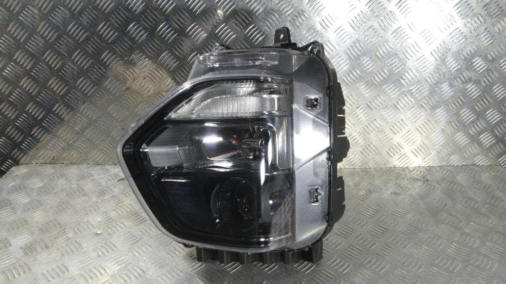 Фара правая к Hyundai Santa Fe TM (18-20)