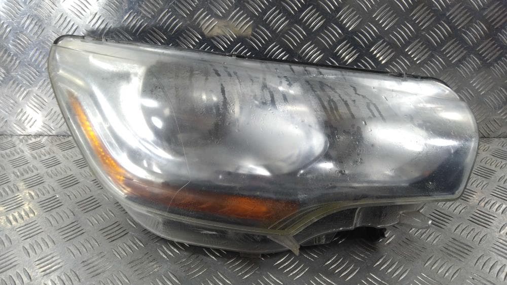 Фара правая к Citroen C4 2 (10-16)
