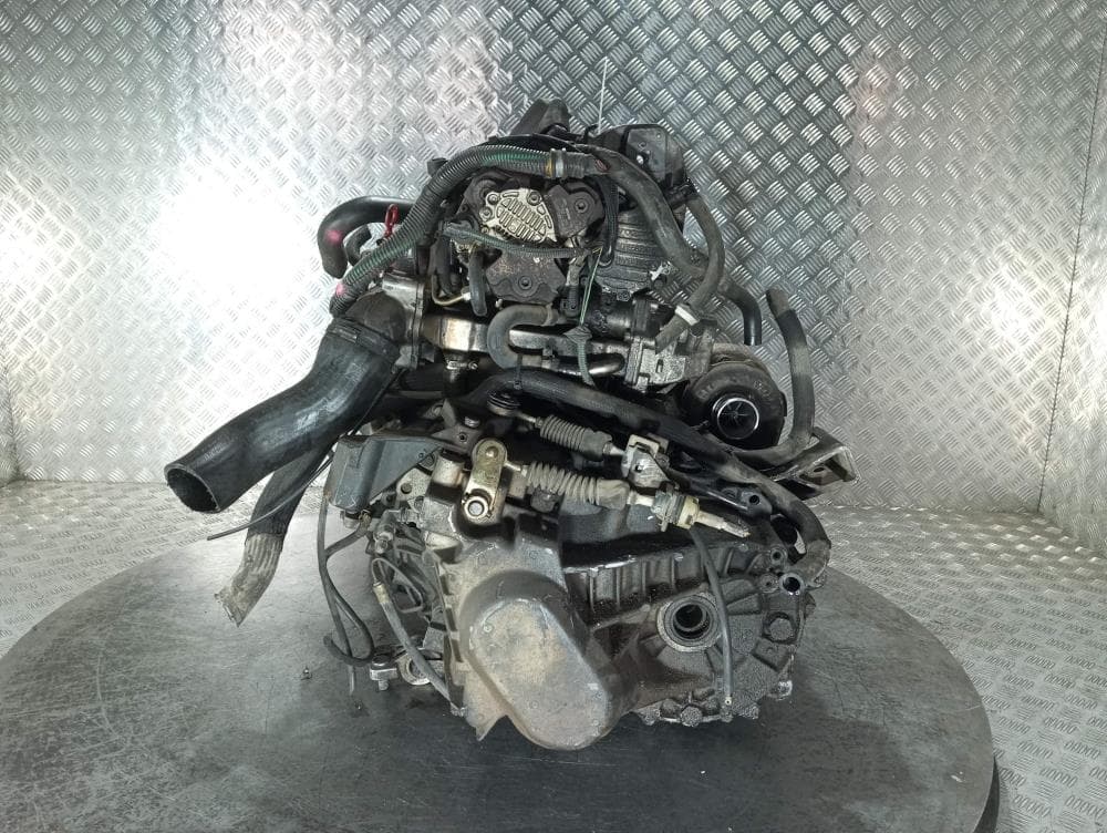 Двигатель к Volvo S60 1 (00-04)