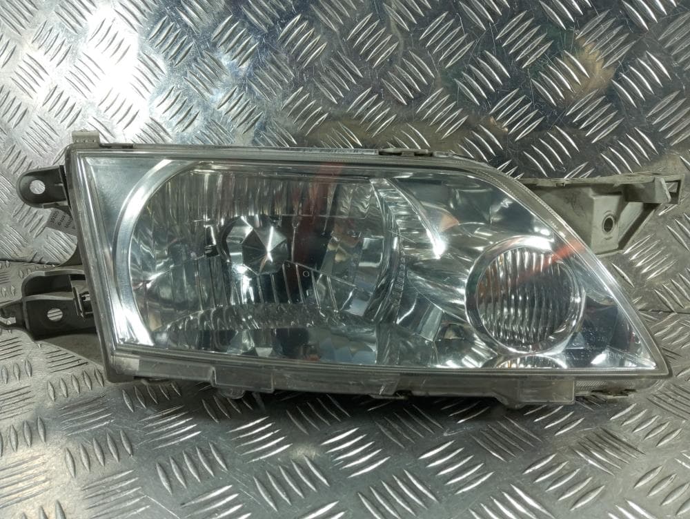 Фара правая к Mazda Premacy 1 (99-01)