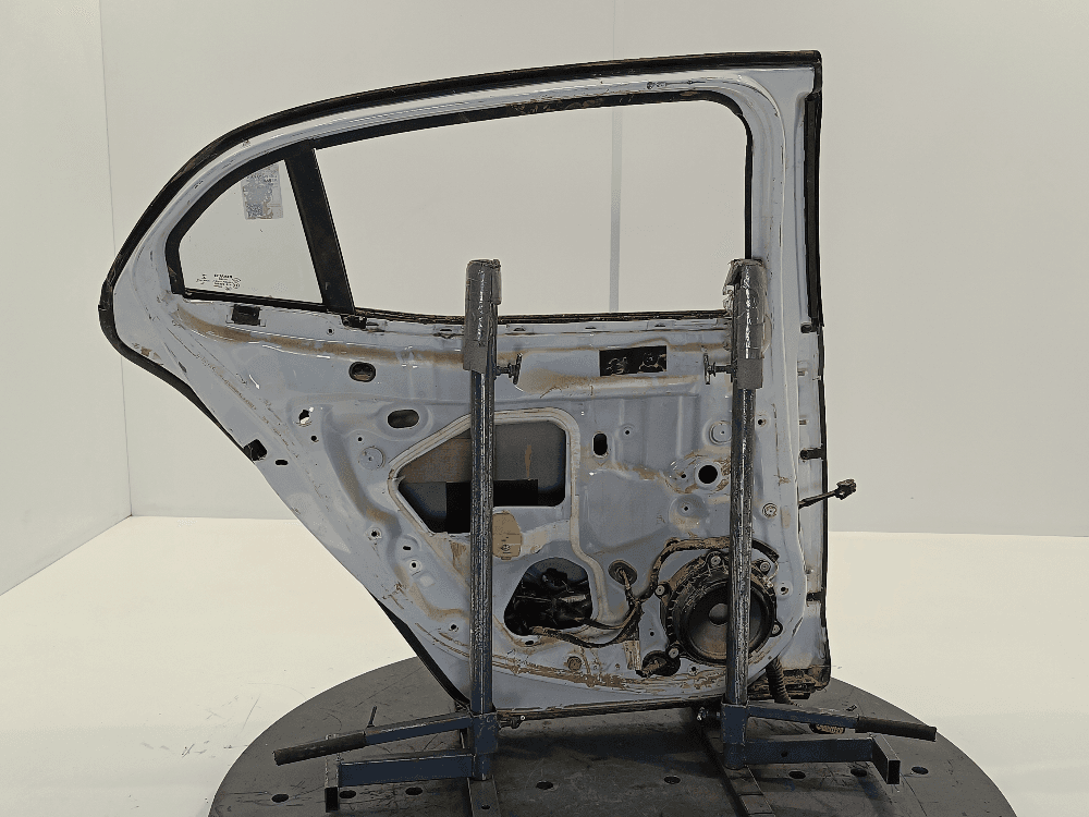 Дверь задняя левая к Renault Megane 4 (16-24)
