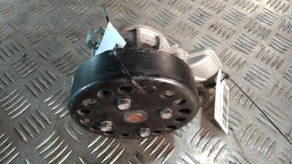 Помпа к Hyundai i40 Ресталинг (15-20)