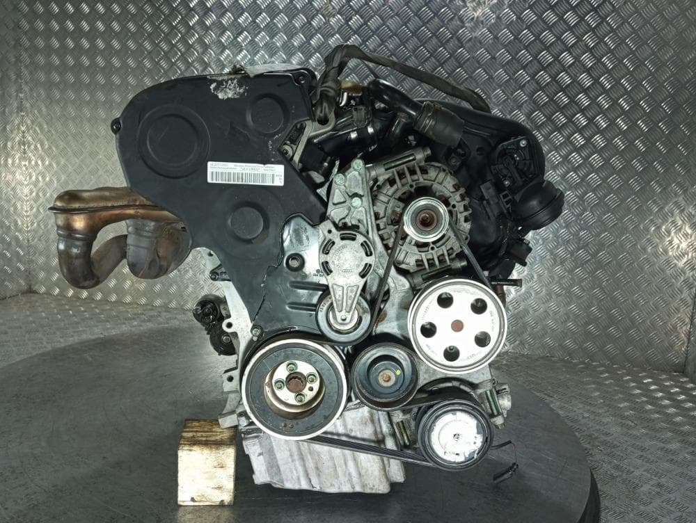 Двигатель к Audi A4 B6 (01-05)