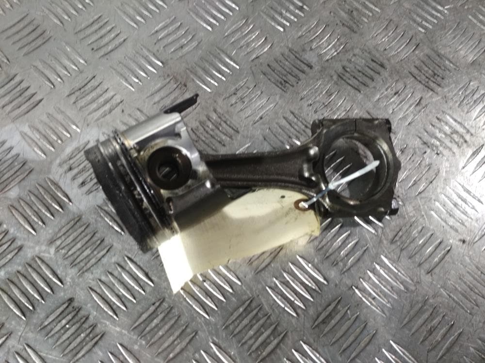 Поршень к Opel Astra G (98-04)
