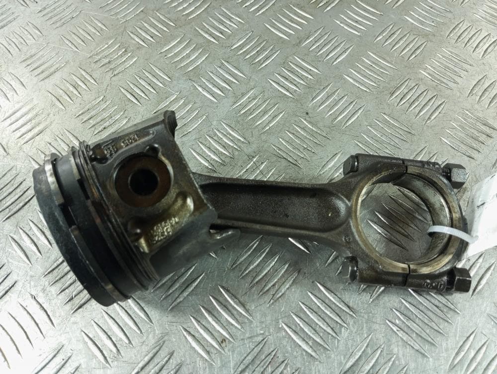 Поршень к Peugeot 407 (04-11)