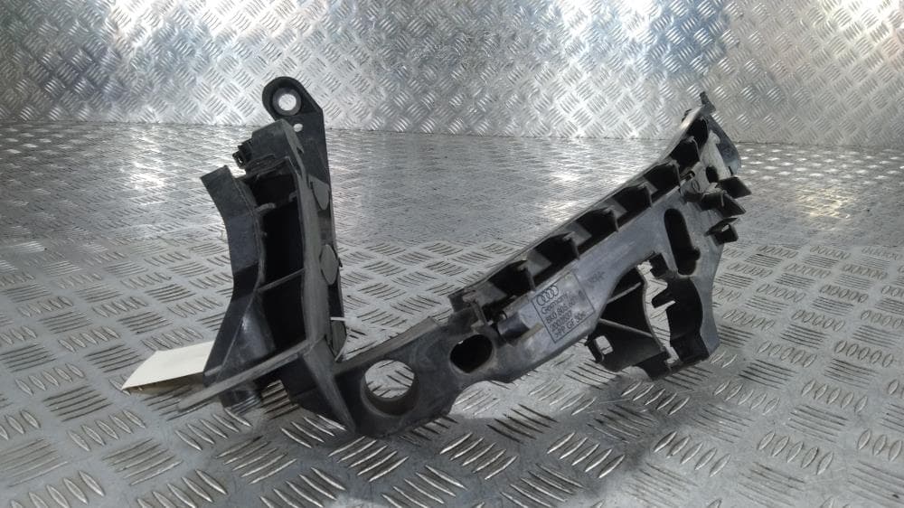 Крепление фары левой к Audi A4 B8/8K (07-11)