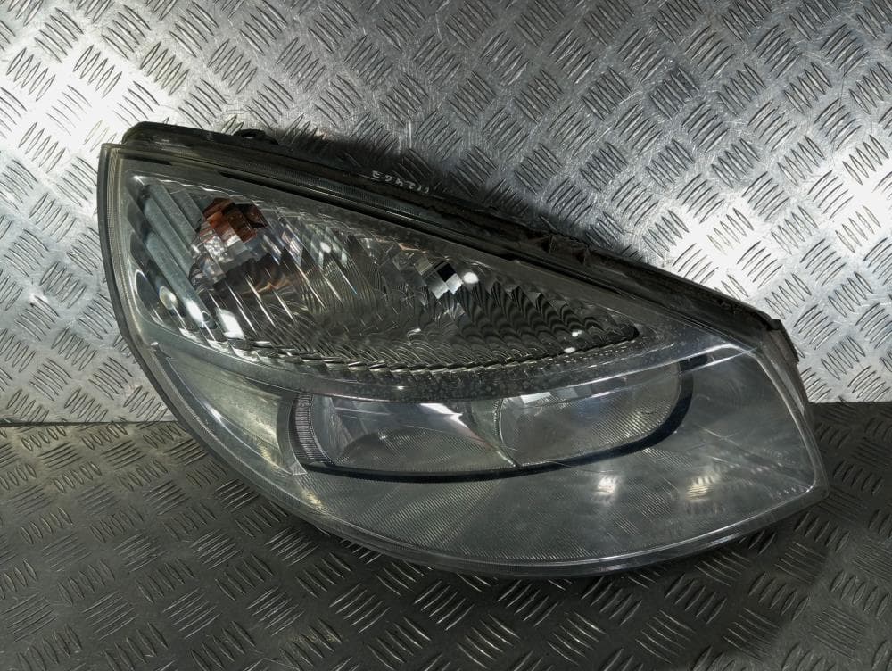 Фара правая к Renault Scenic 2 (03-06)