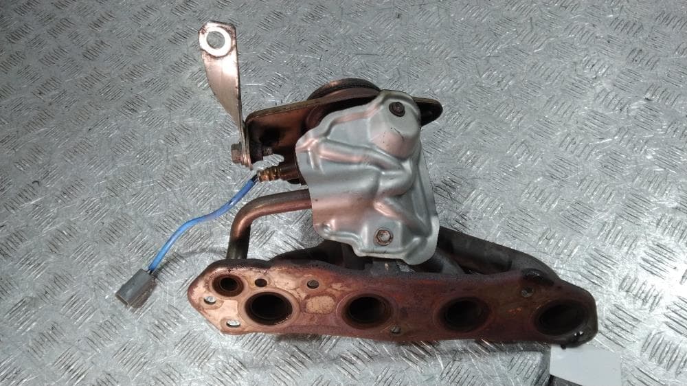 Коллектор выпускной к Nissan  Note E11 (05-09)