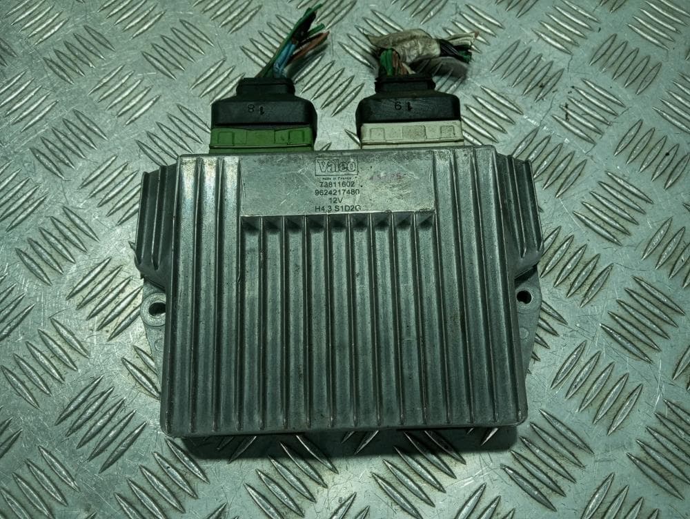 Блок управления двигателем к Citroen Xantia X2 (98-01)