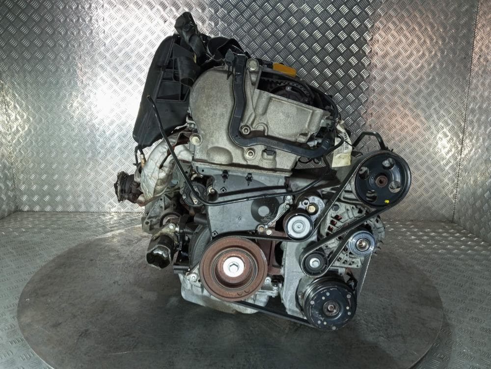 Двигатель к Renault Laguna 2 (01-05)