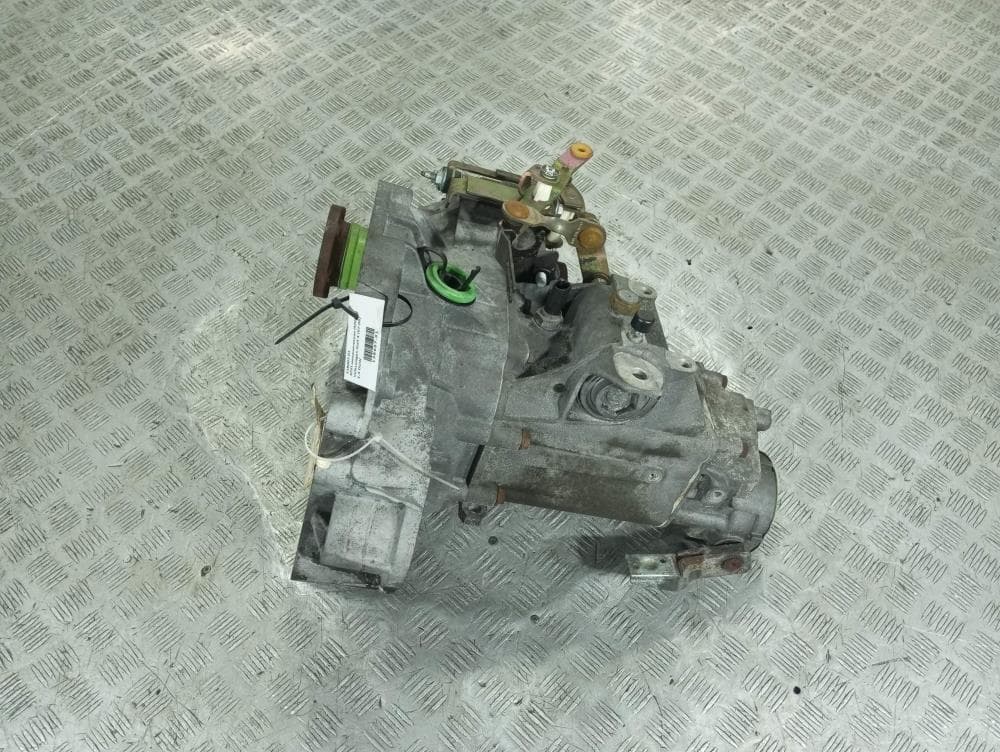 КПП механическая (МКПП) к Volkswagen Golf 4 (97-06)