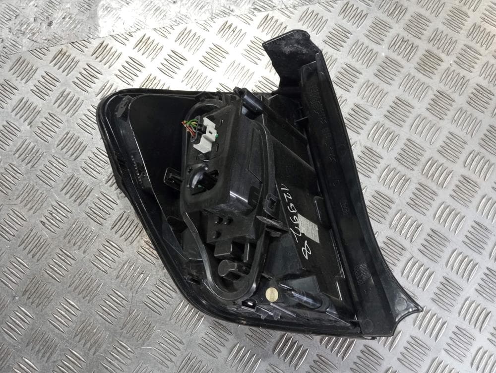Фонарь задний правый к Citroen C3 2 (09-13)