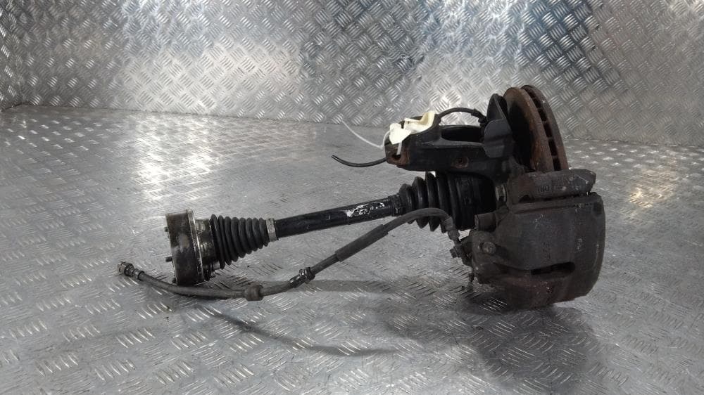 Кулак поворотный левый к Audi A1 8X (10-14)