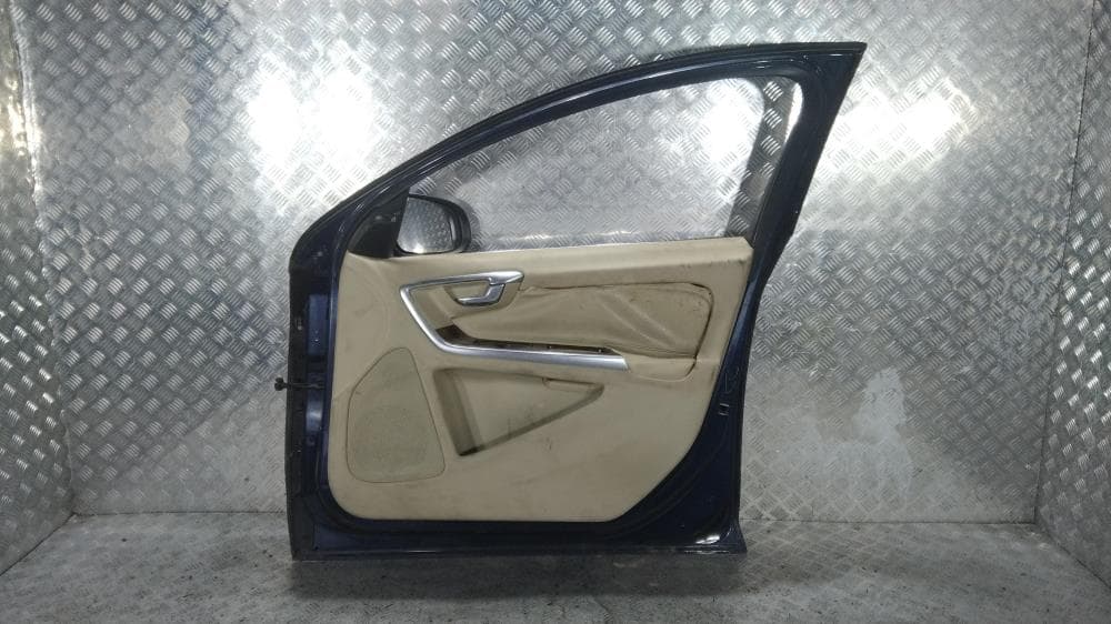 Дверь передняя правая к Volvo S60 2 (10-13)