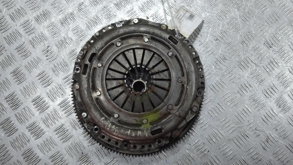 Маховик к Volkswagen Golf 5 (03-09)