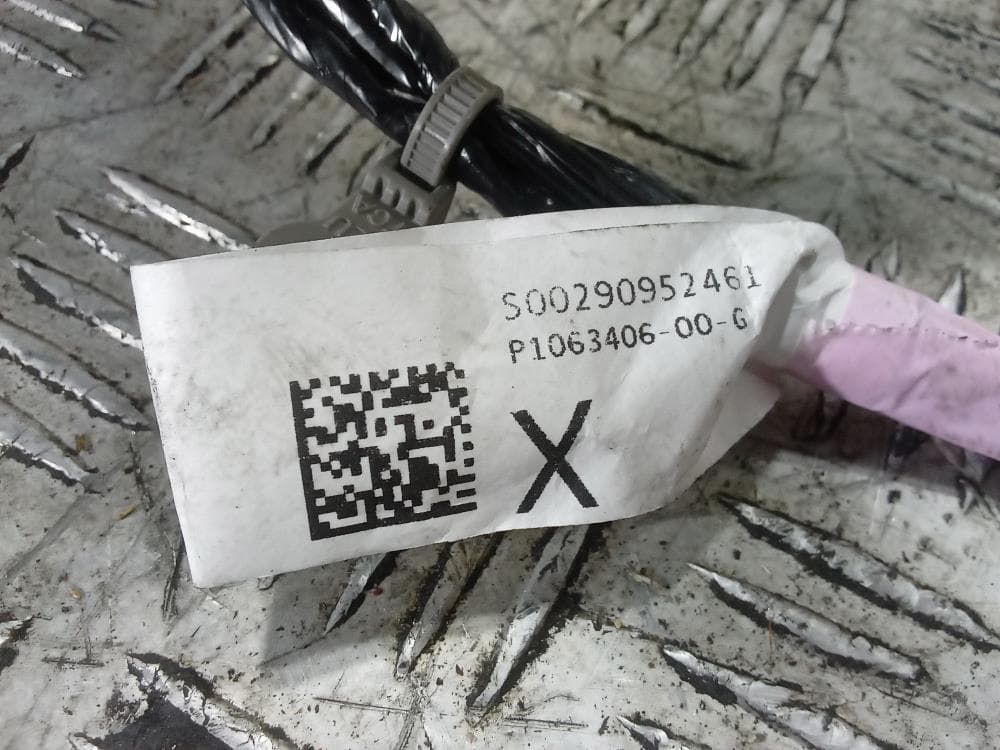 Проводка двери к Tesla Model X (15-21)