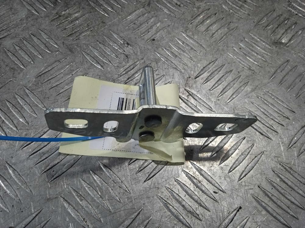 Петля крышки багажника к Tesla Model X (15-21)