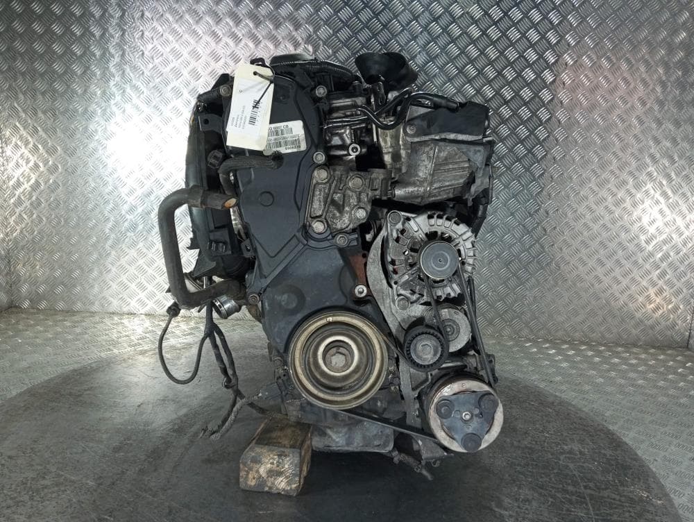 Двигатель к Volvo S40 2 (04-07)