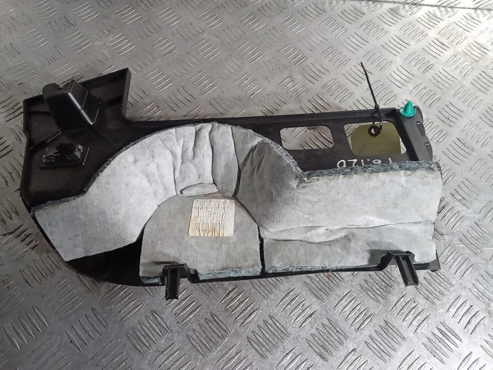 Обшивка багажника к Tesla Model X (15-21)