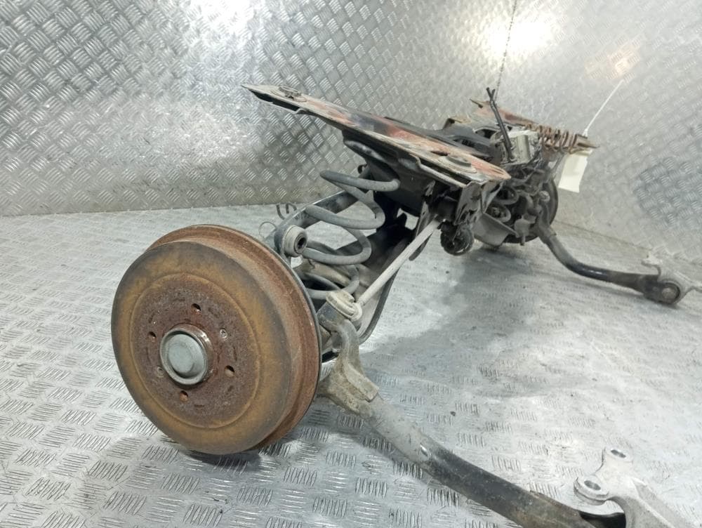 Балка подвески задняя к Peugeot 406 (95-99)