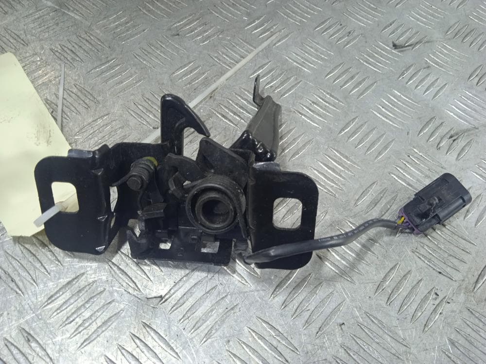 Замок капота к Chevrolet Volt 1 (10-15)