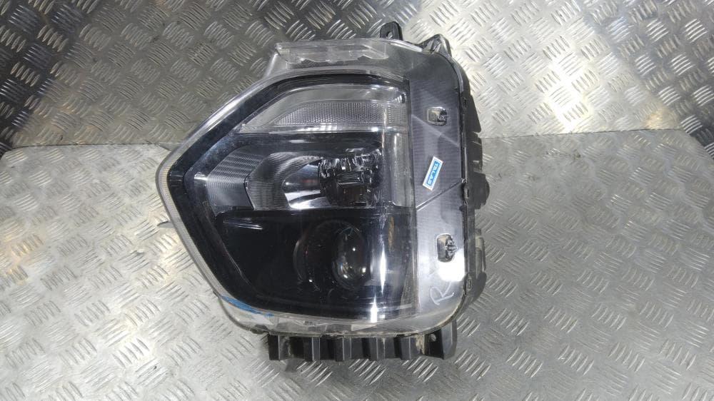 Фара правая к Hyundai Santa Fe TM (18-20)
