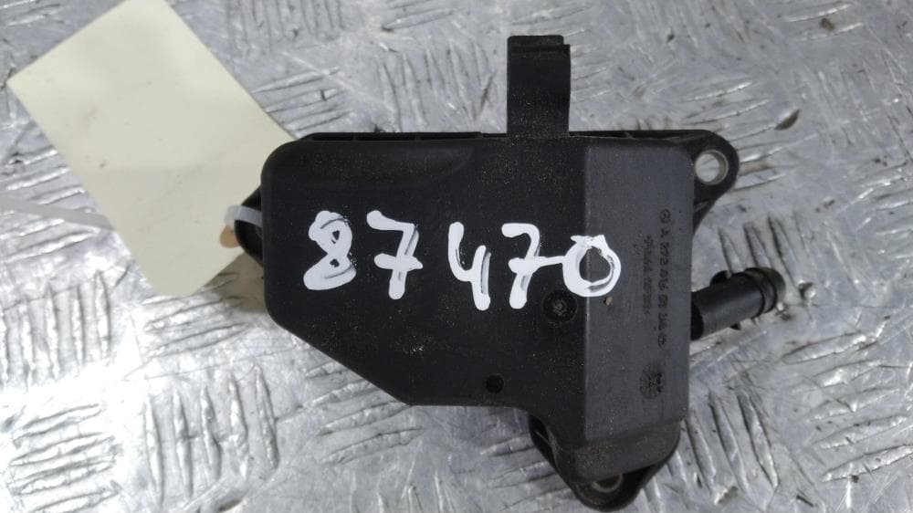 Маслоотделитель (сапун) к Mercedes ML W164 (05-08)