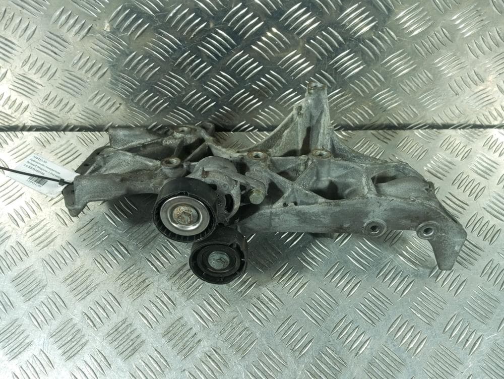 Кронштейн генератора к Renault Megane 1 Рестайлинг (99-03)