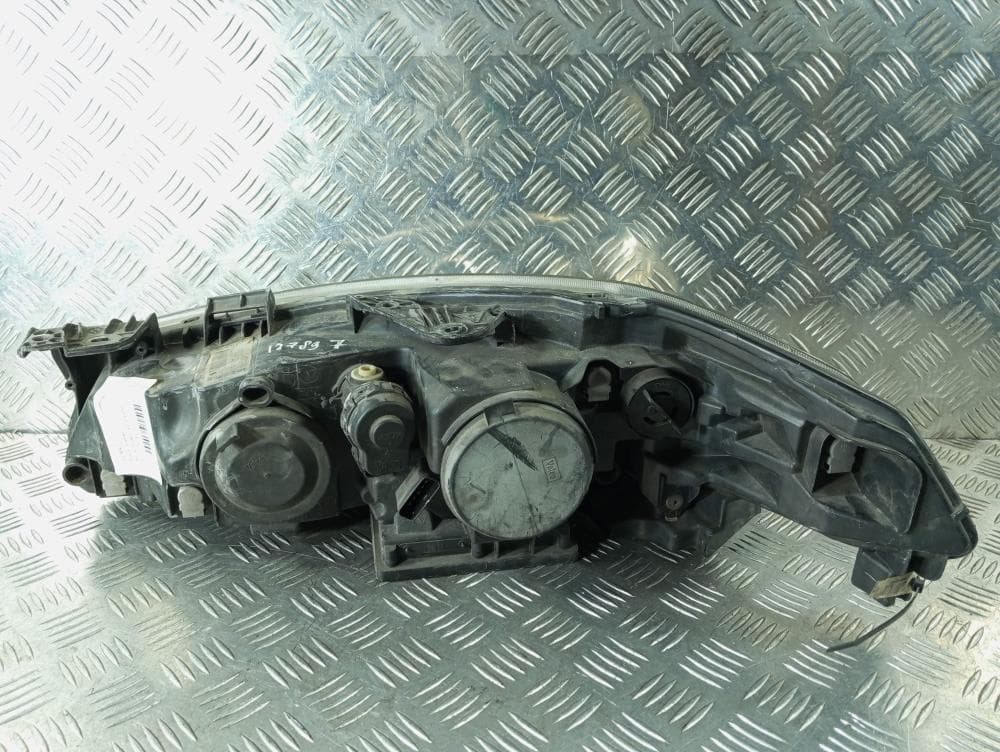 Фара правая к Renault Laguna 2 (01-05)