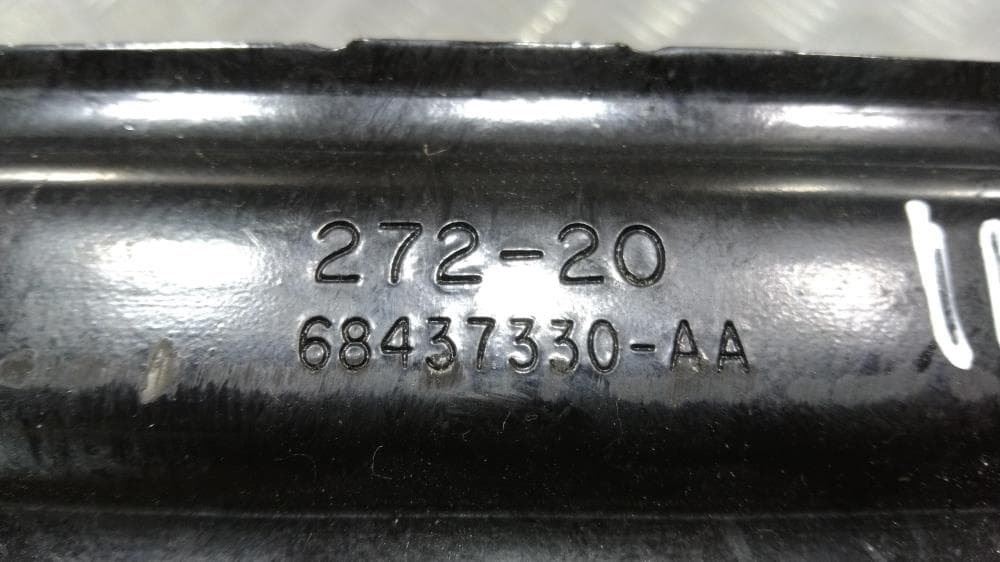 Крепление топливного бака к Jeep Grand Cherokee WL (21-24)