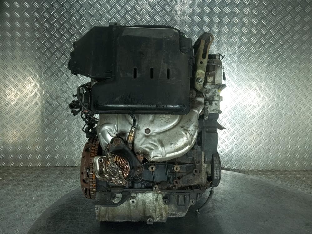 Двигатель к Renault Laguna 2 (01-05)