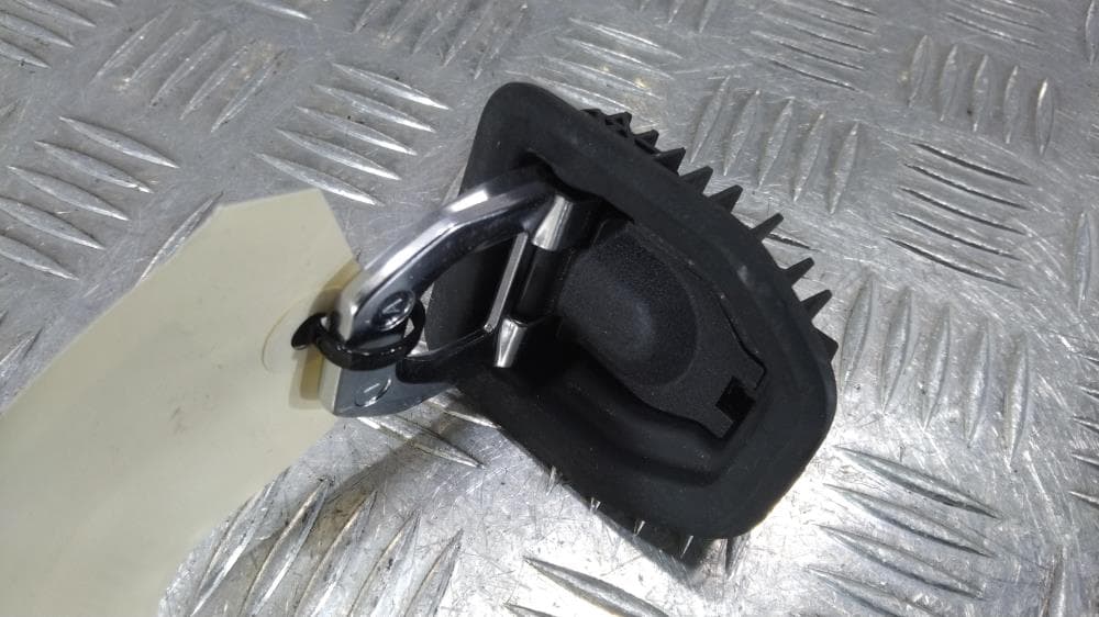 Петля крепления груза к Jeep Grand Cherokee WL (21-24)
