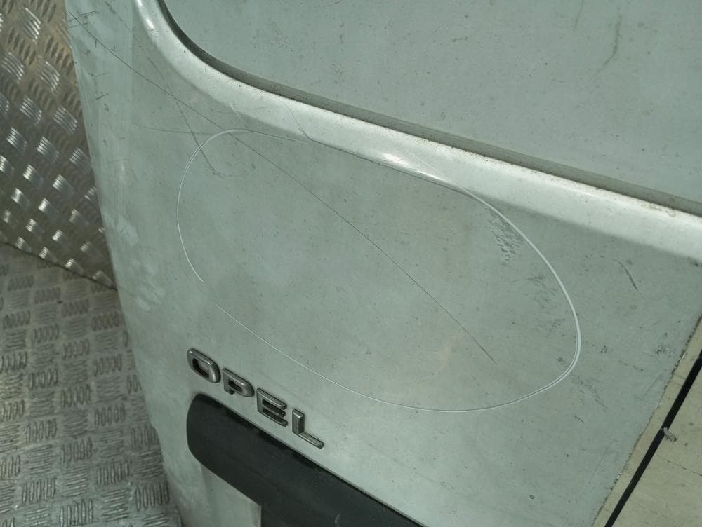 Дверь задняя распашная левая к Opel Combo C (01-05)