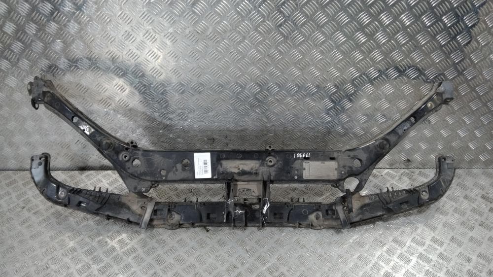 Передняя панель крепления облицовки (телевизор) к Ford Focus 1 Рестайлинг (01-05)