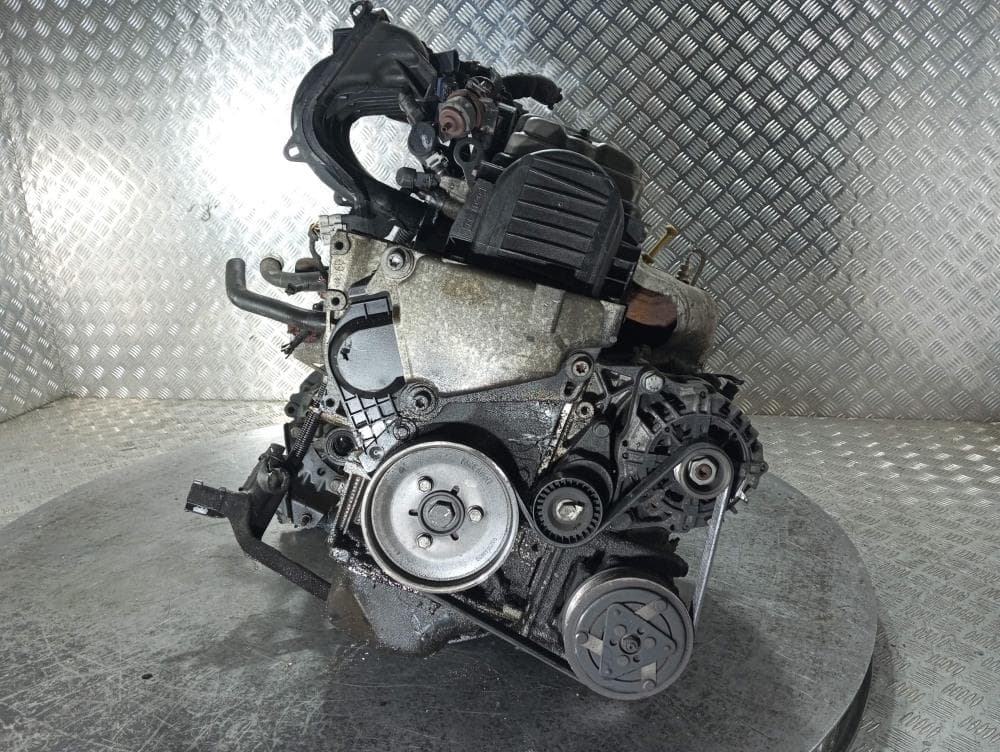 Двигатель к Citroen C3 1 (02-06)